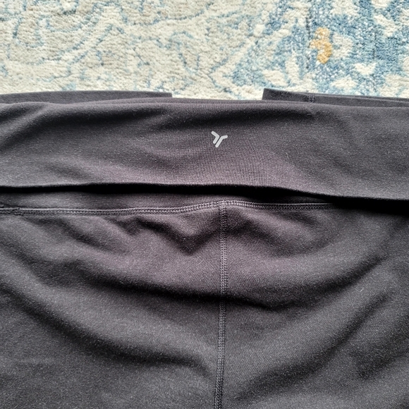 🌿🎉HP🎉 Old Navy Maternity Rollover Waist PowerChill Bootcut Leggings [MM]🌿 - Picture 6 of 10